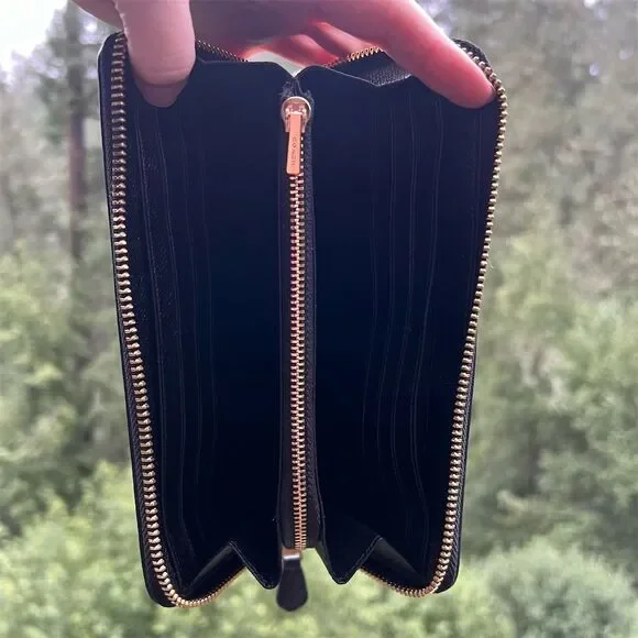 COACH Black Leather Phone Wallet Wristlet w Gold Hardware AUTHENTIC - Picture 4 of 8